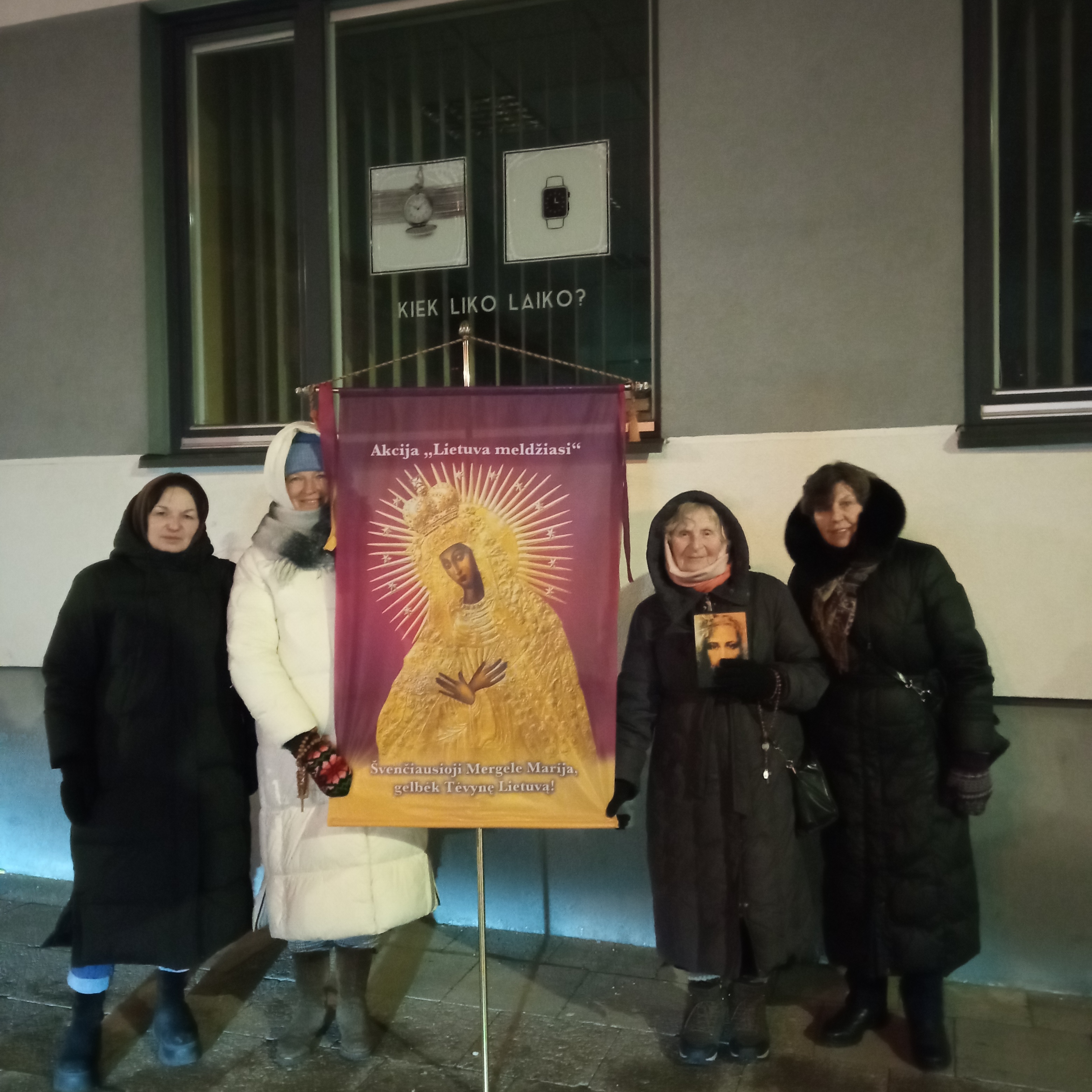 Vilniuje sausio 7 d. meldėsi 4 maldininkės
