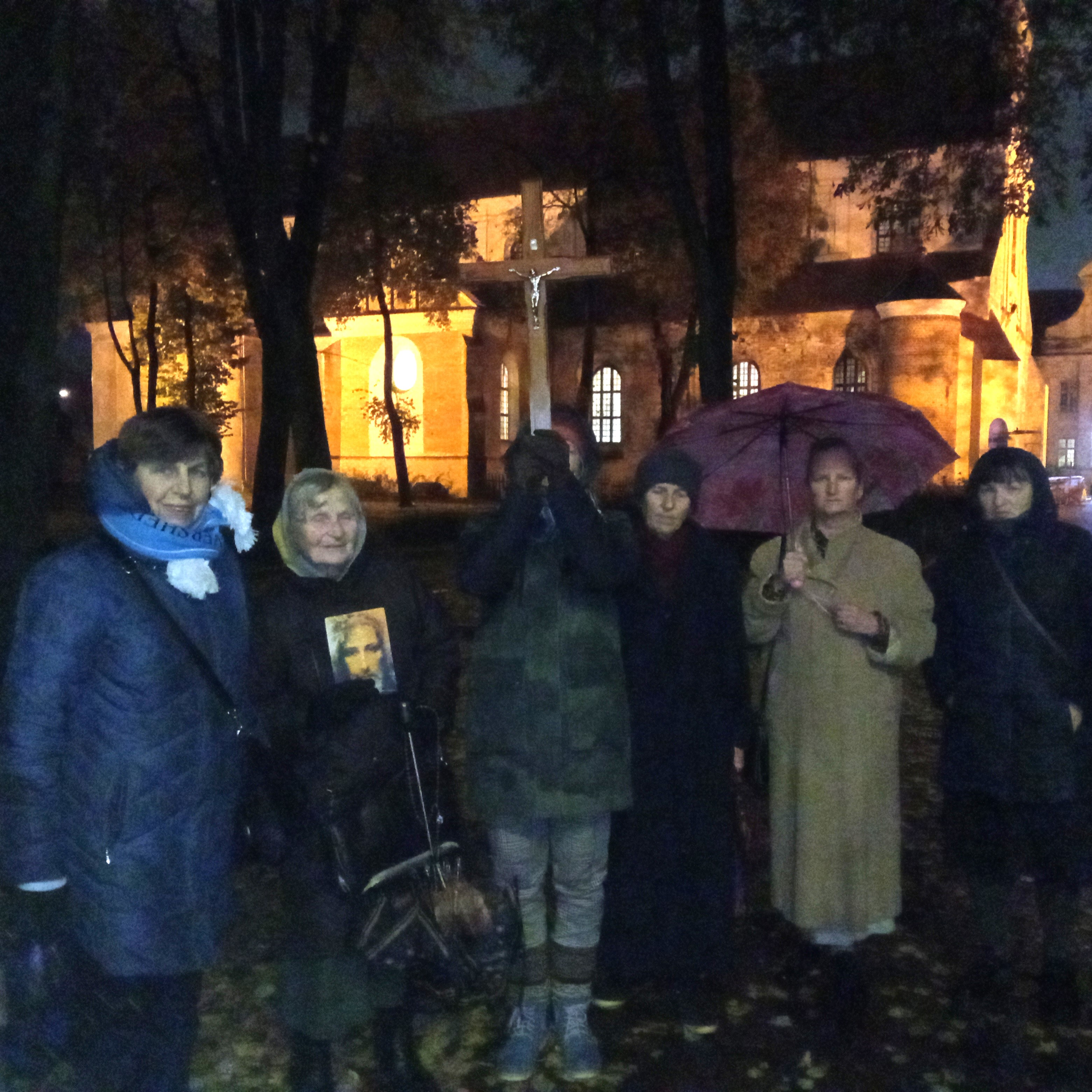 Spalio 25d. 18.15 Vilniuje meldėsi 6 maldininkai
